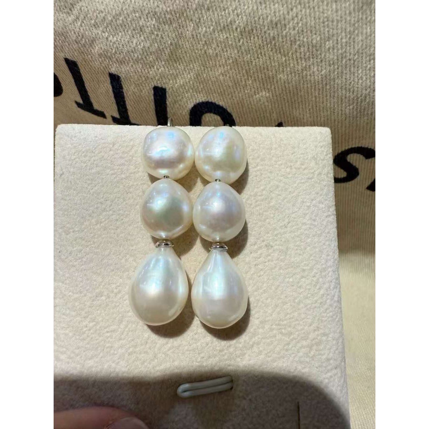 Elisa Hook Earrings