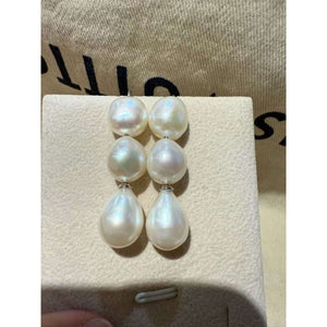 Elisa Hook Earrings