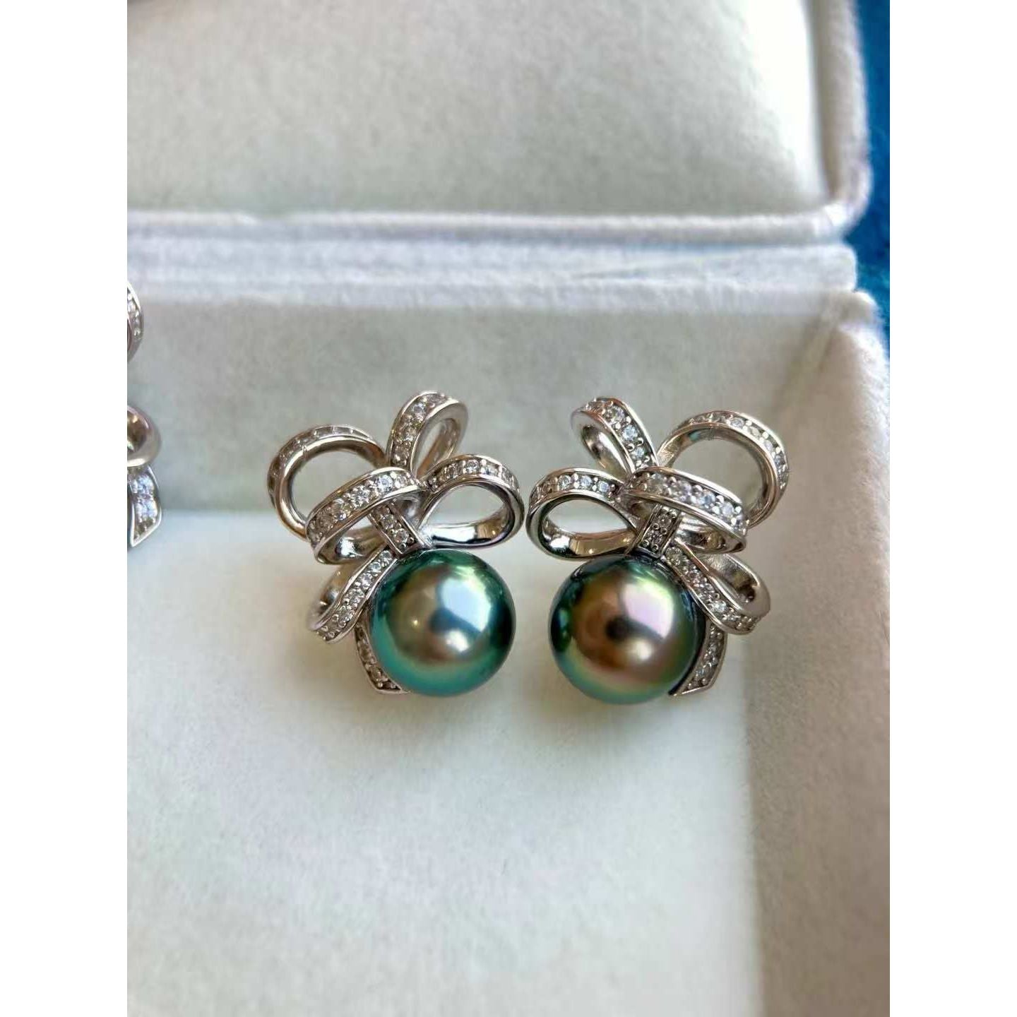 Peacock Green Tahitian Ribbon Bowknot Trio Set