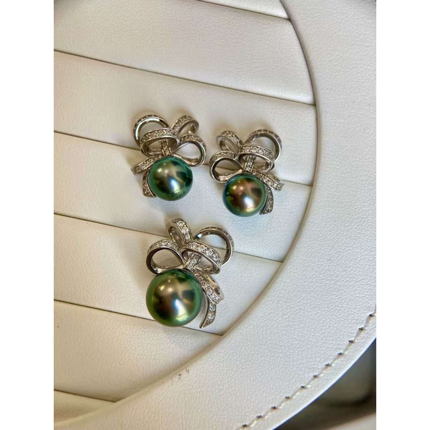 Peacock Green Tahitian Ribbon Bowknot Trio Set