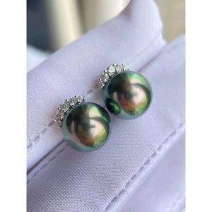 Peacock Green Tahitian Stud Earrings