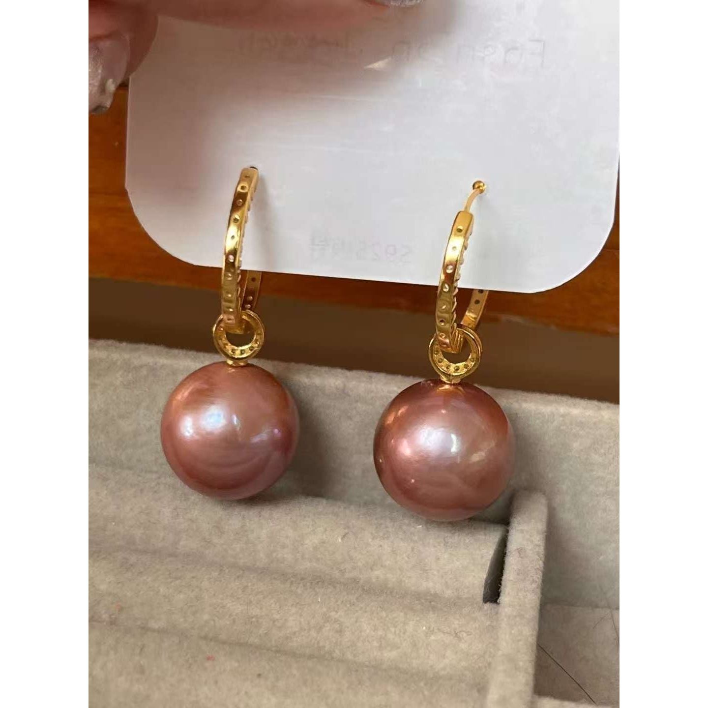 17mm Flawless Round Natural Freshwater Purple Pearl Earrings