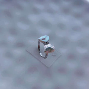 Aurora Bicolor Bow Keshi Pearl Ring