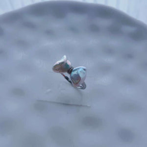 Aurora Bicolor Bow Keshi Pearl Ring