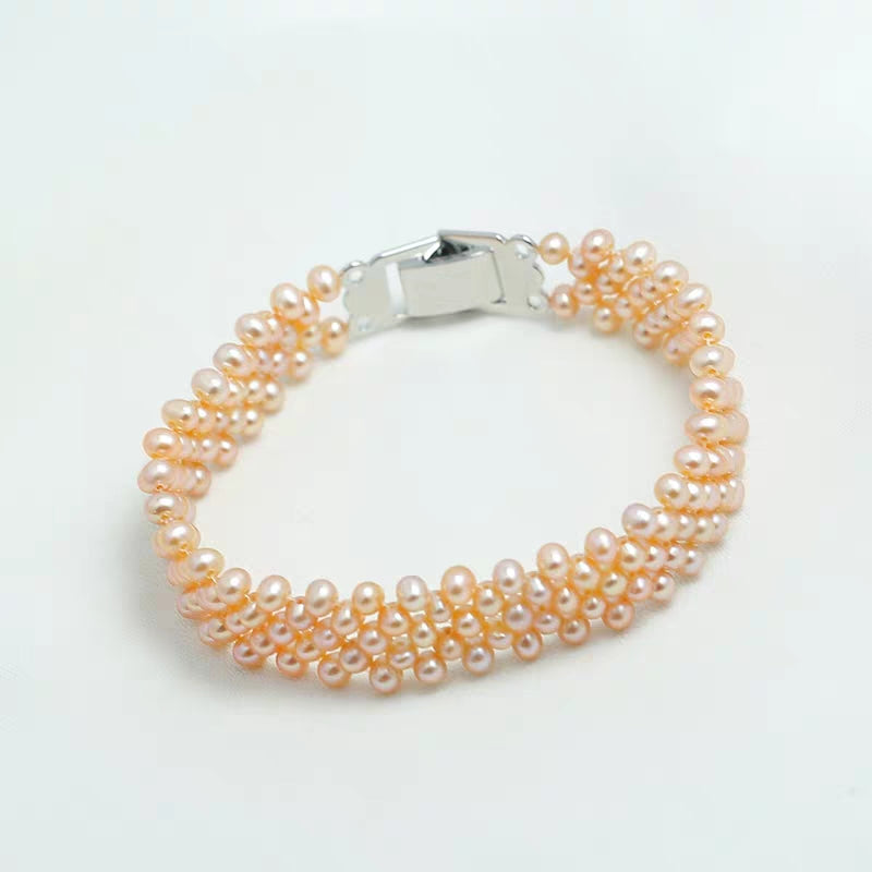 S115 Alça de mão trançada Pérola barroca de água doce cultivada (3,5-4mm). Conjunto de pulseira elástica