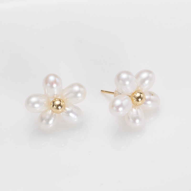Oval Pearl Flower Earrings