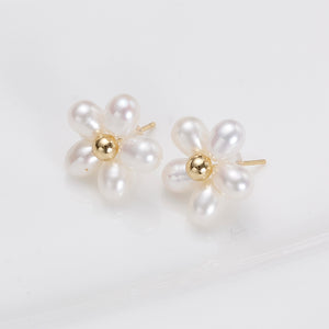 Oval Pearl Flower Earrings