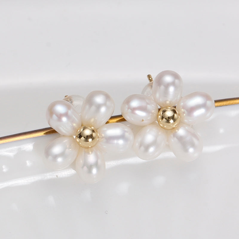 Oval Pearl Flower Earrings
