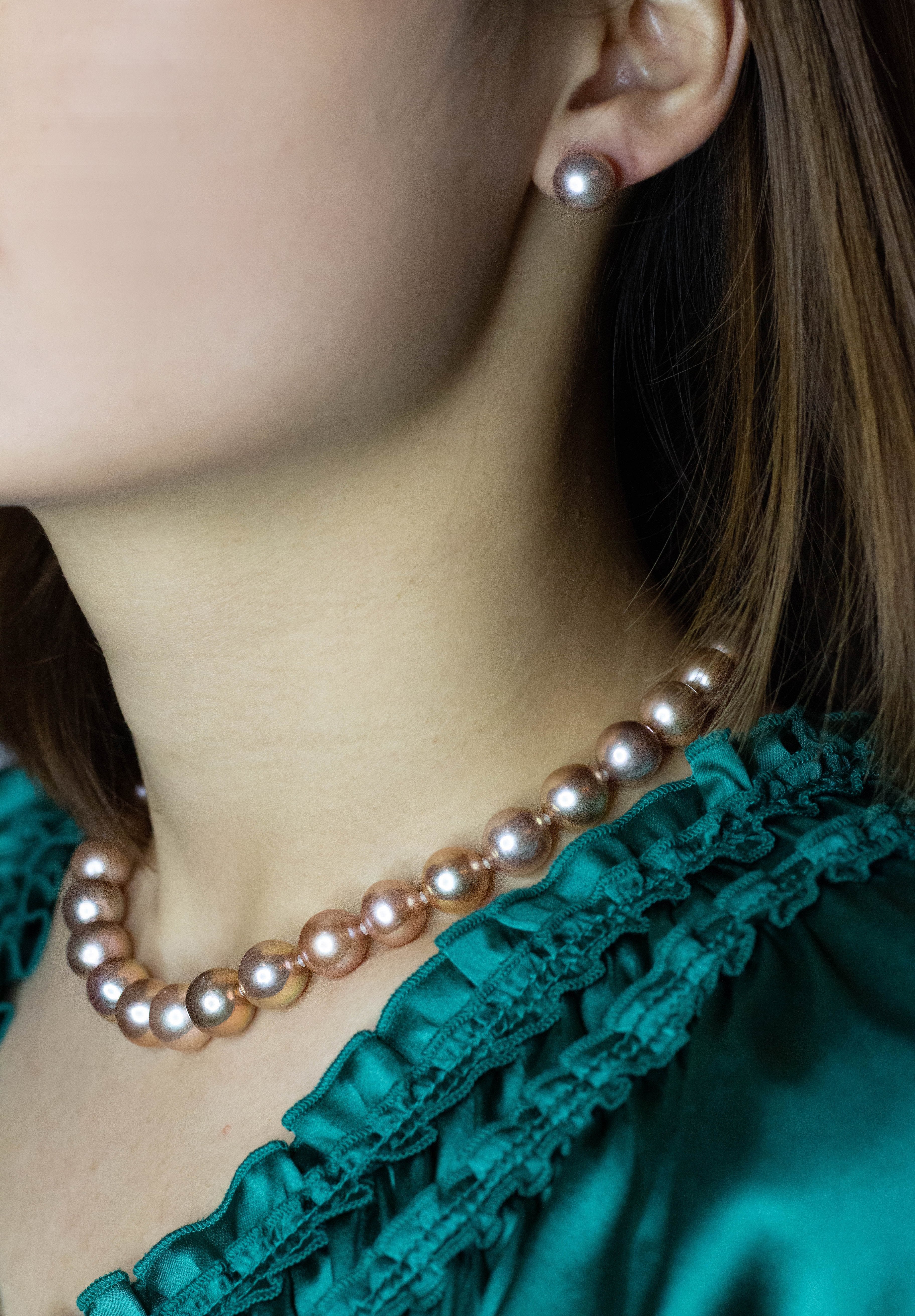 Bronze Pearl Stud Earrings & Necklace Set