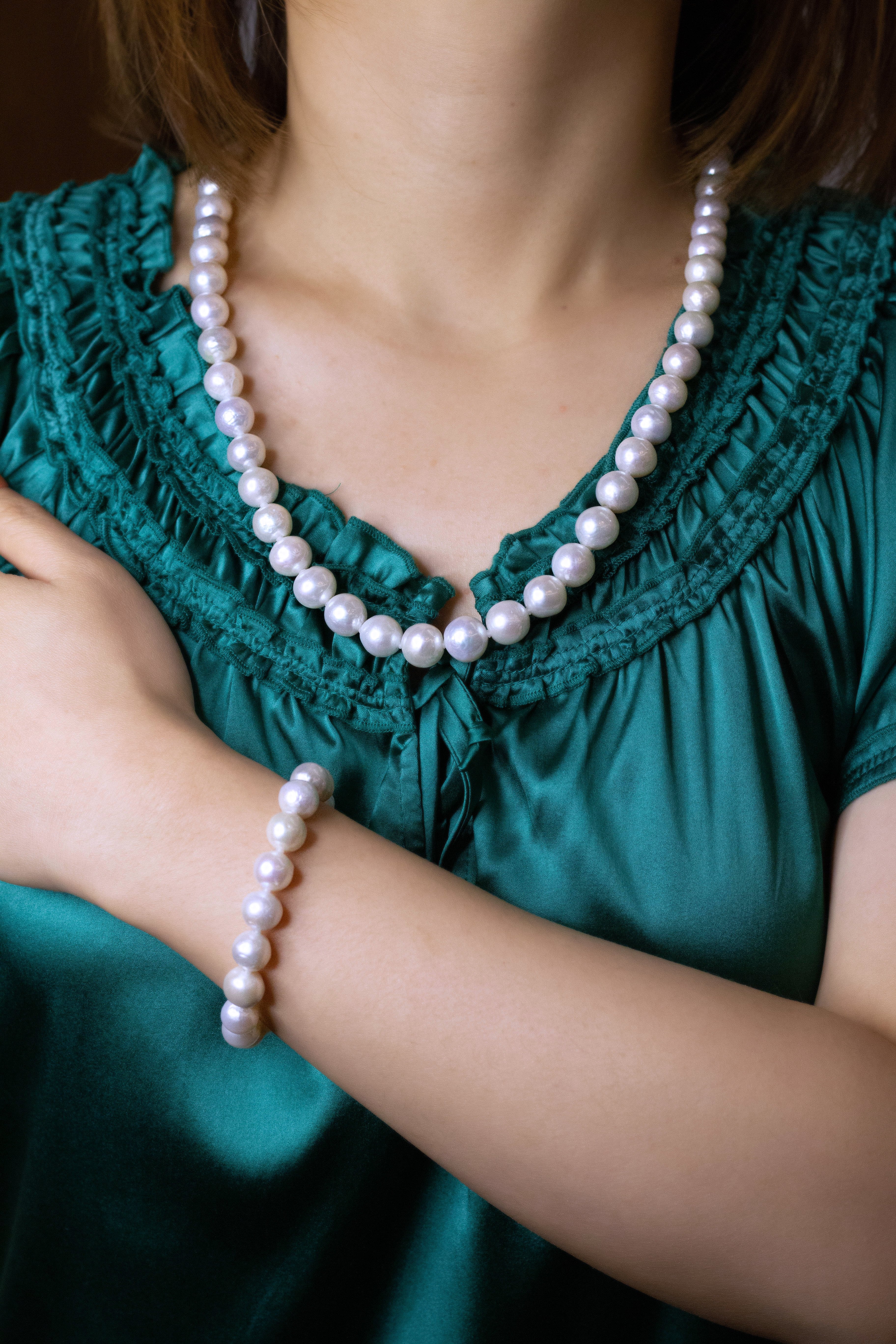 Collar clásico de perla y conjunto de pulsera- púrpura