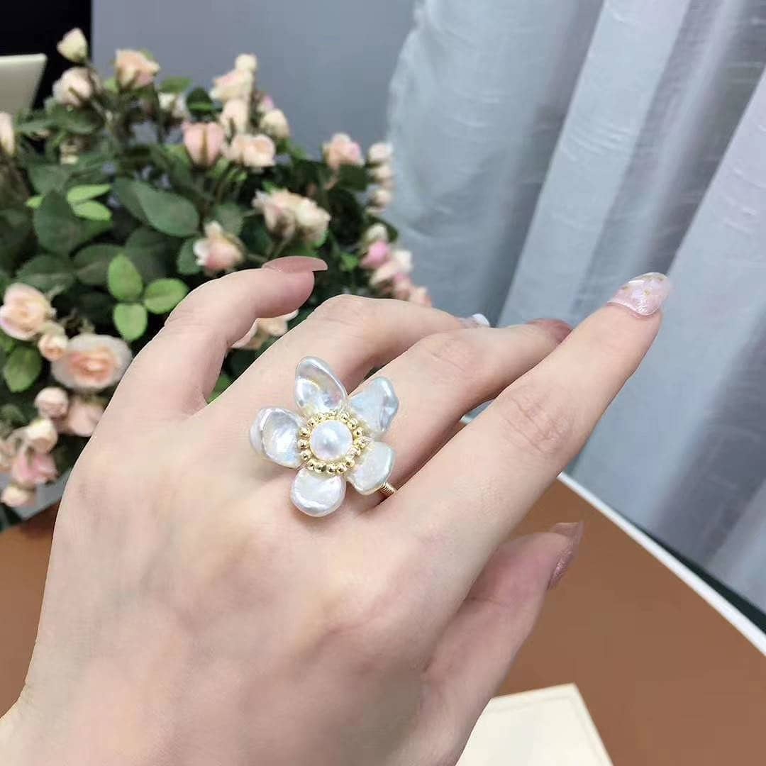 Flower Pearl Ring