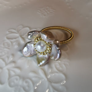 Flower Pearl Ring