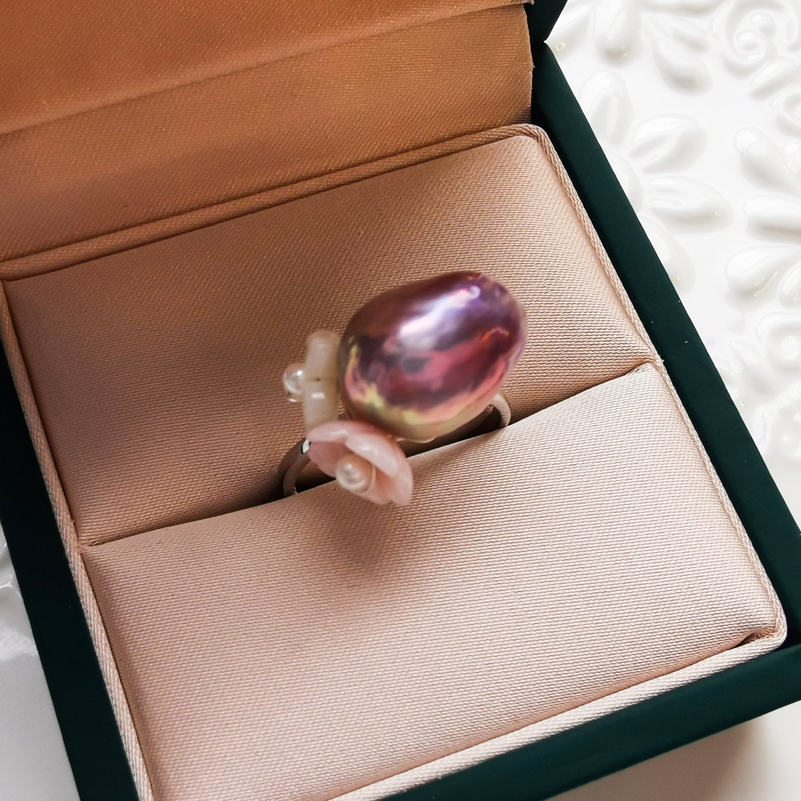 Tulip Baroque Pearl Ring
