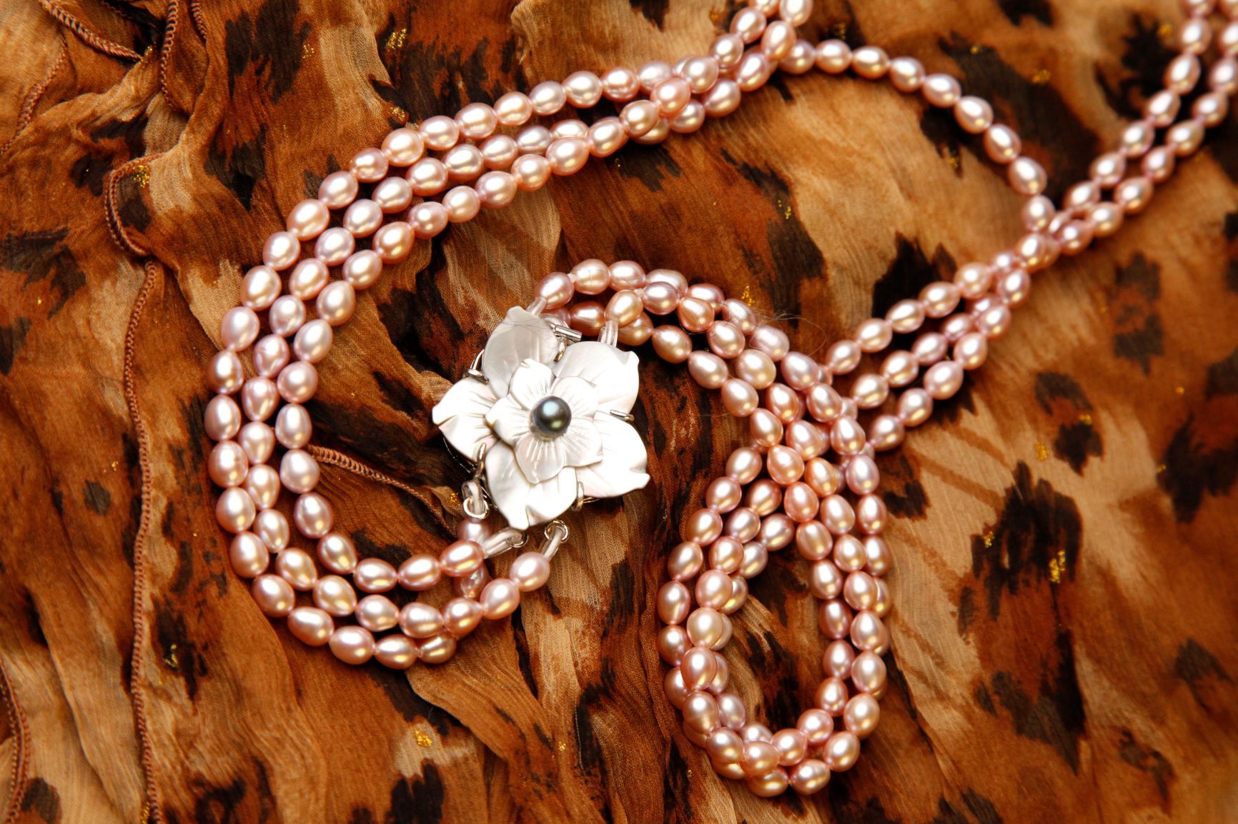 Triple Strand Cultured Pearl with Mother-of-Pearl Rose Necklace
