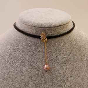 Tour de cou en cuir avec pendentif perle
