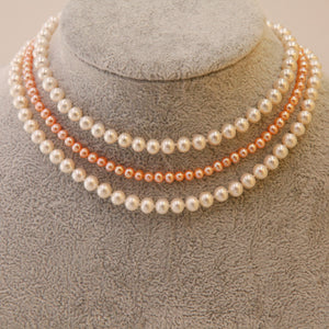 Clássico colar de pérolas e conjunto de pulseiras- branco