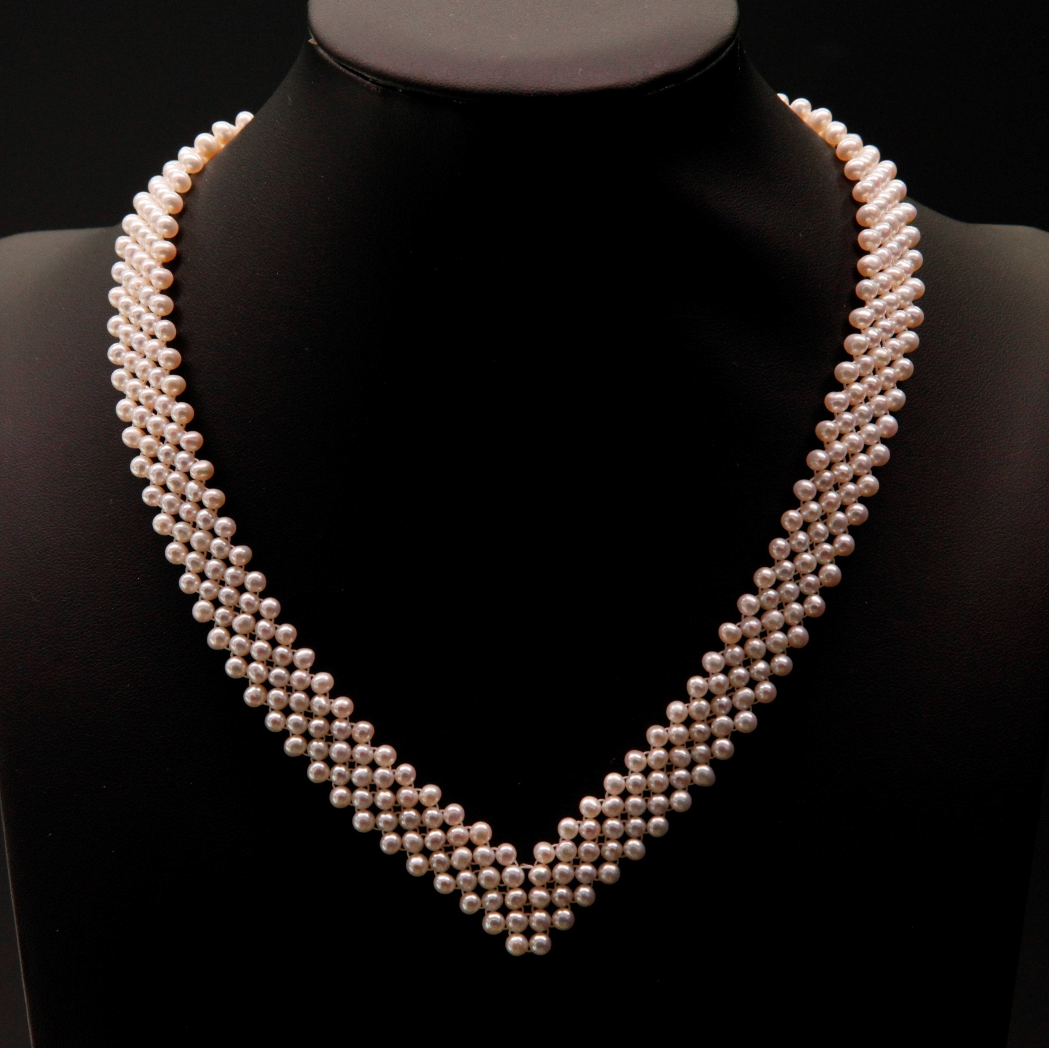 V -Shape Baby Pearl Necklace