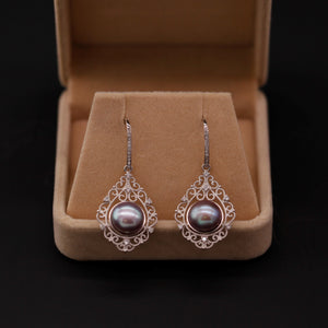 Retro Pearl Earrings