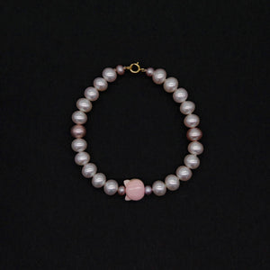 Pearl and Queen Conch Shell Charms Bracelet