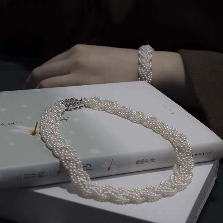Conjunto de colar e pulseira de pérolas clássicas - roxo