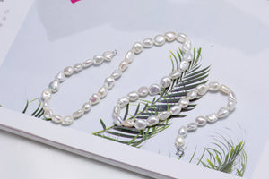 Keshi Pearl Choker Necklace