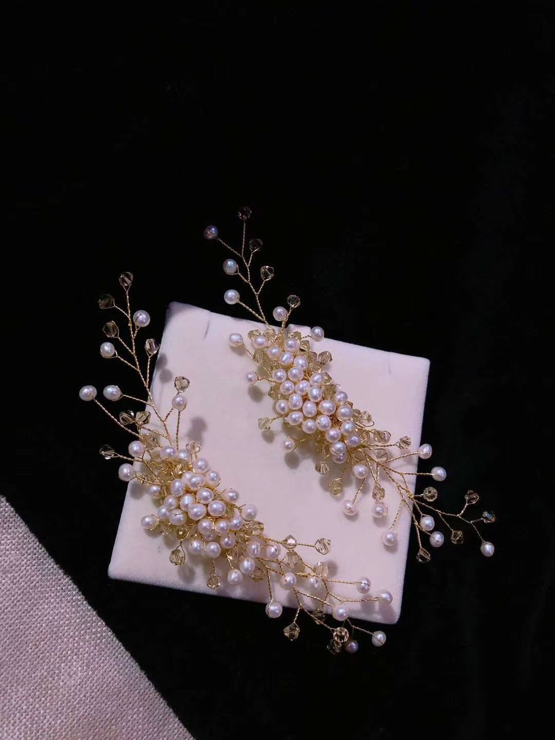 Wedding Hair Sets and Brooches